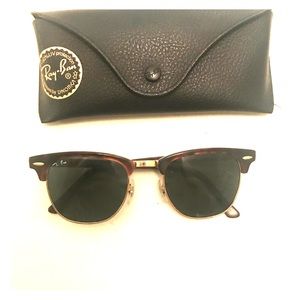 Ray-Ban Clubmaster Sunglasses 🕶 And Case!